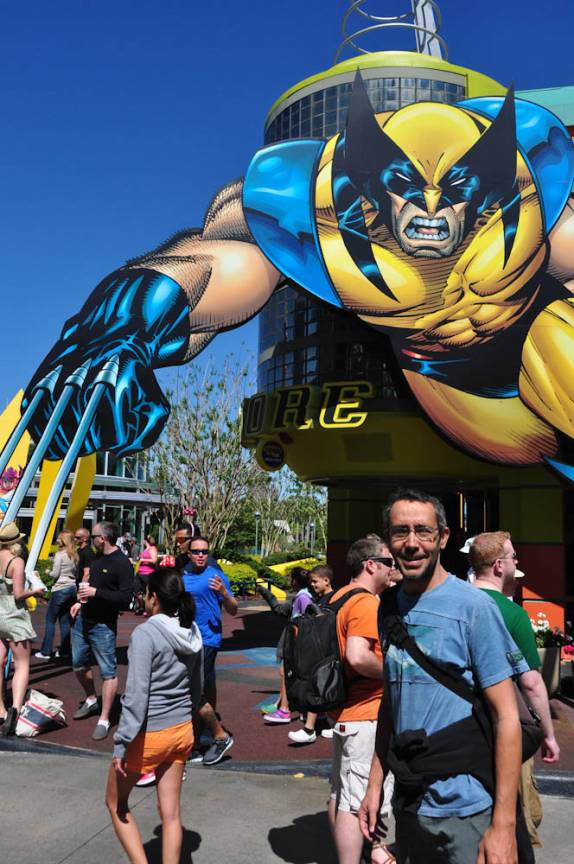 Passeando no setor da Marvel, no parque da Universal, em Orlando, na Flórida - Estados Unidos